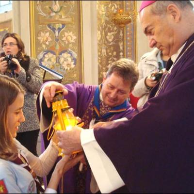 20 decembrie 2008: Iaşi: Lumina păcii de la Betleem