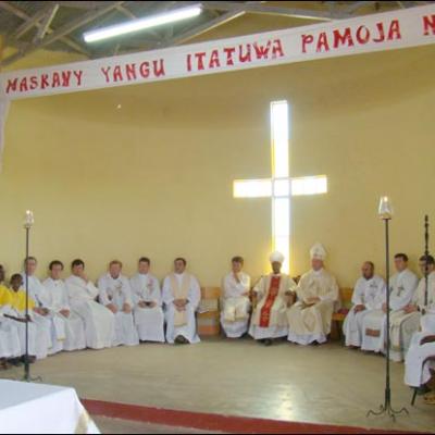 4-20 februarie 2009: Vizita pastorală a PS Aurel Percă în Kenya