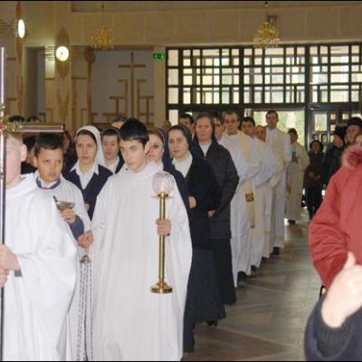 25 martie 2009: Bacău "Sfânta Cruce": Prima profesiune şi înnoirea voturilor în familia religioasă SCMP