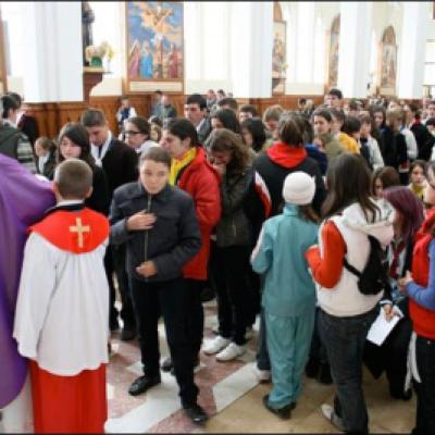 4 aprilie 2009: Gioseni: Ziua zonală a tinerilor din AC Bacău
