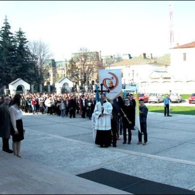 5 aprilie 2009: Iaşi: Liturghia tinerilor din Duminica Floriilor