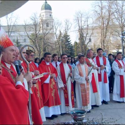 5 aprilie 2009: Iaşi: Liturghia tinerilor din Duminica Floriilor