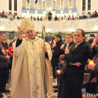 11/12 aprilie 2009: Iaşi (ERC): Slujba de Învierea Domnului (FOCUS)