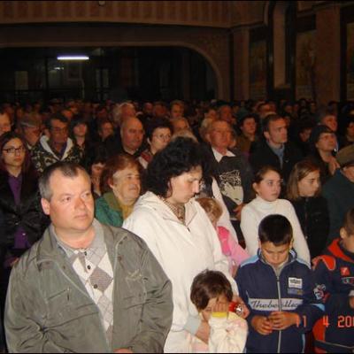 12 aprilie 2009: Oneşti: Învierea Domnului