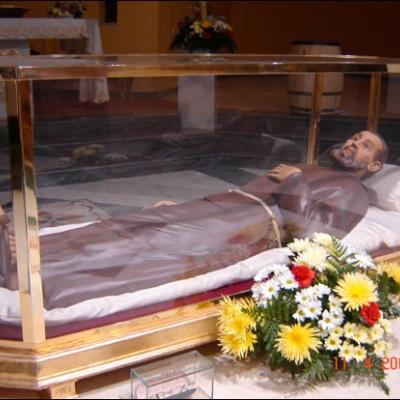 12 aprilie 2009: Oneşti: Învierea Domnului