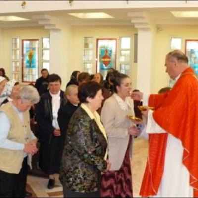 25 aprilie 2009: Iaşi: Întâlnirea de primăvară a terezinelor (Foto: Ovidiu Bişog)