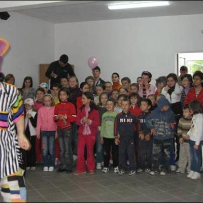 2 mai 2009: Paşcani: Inaugurarea sediului Mănăstirii "Cavanis" şi a Centrului pentru Tineret "Sf. Iosif"