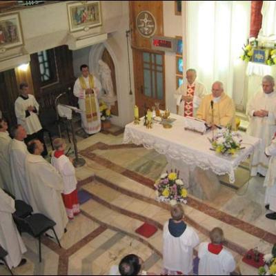 2 mai 2009: Paşcani: Inaugurarea sediului Mănăstirii "Cavanis" şi a Centrului pentru Tineret "Sf. Iosif"
