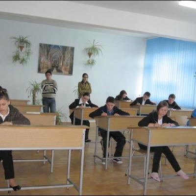 1-3 mai 2009: Roman: Prima olimpiadă interjudeţeană de religie