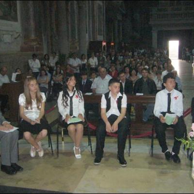 10 mai 2009: Roma: Administrarea Mirului în comunitatea catolică română