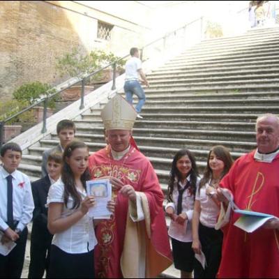 10 mai 2009: Roma: Administrarea Mirului în comunitatea catolică română