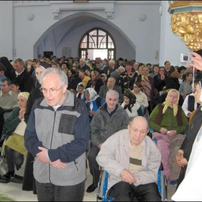 13 mai 2009: Cacica: Pelerinajul bolnavilor la sanctuarul "Adormirea Maicii Domnului"