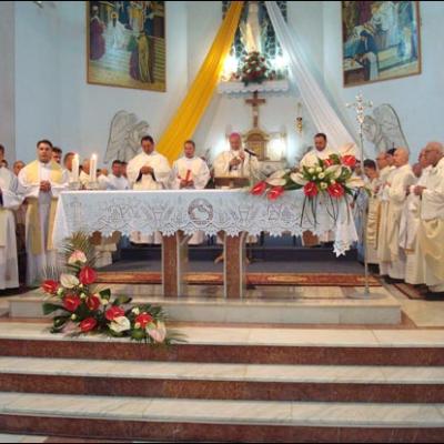 16 mai 2009: Hălăuceşti: Surorile Franciscane Misionare de Assisi - 90 de ani în România