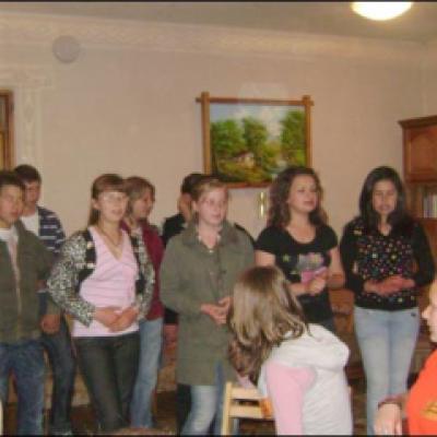 15-17 mai 2009: Gioseni (BC): Curs formativ-recreativ pentru tinerii din Acţiunea Catolică