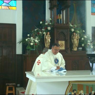 24 mai 2009: Valea Mică: Consacrarea altarului şi sfinţirea bisericii
