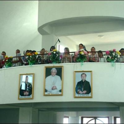 24 mai 2009: Valea Mică: Consacrarea altarului şi sfinţirea bisericii