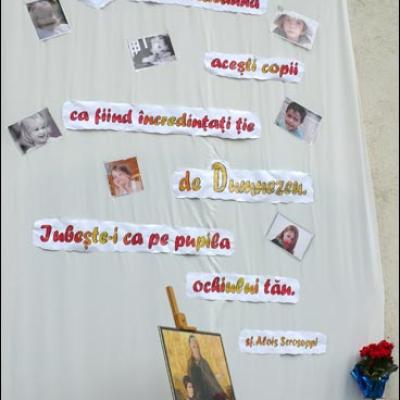 30 mai 2009: Iaşi: Aniversarul Grădiniţei "Surorile Providenţei" (Foto: Ovidiu Bişog)