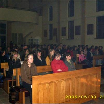 30 mai 2009: Roman: Pregătire pentru Rusalii