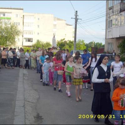 31 mai 2009: Roman: Încheierea lunii mai în Parohia "Isus Bunul Păstor"