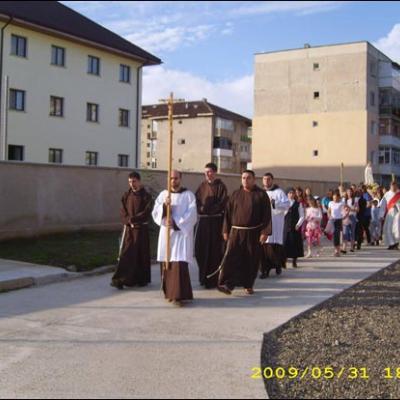 31 mai 2009: Roman: Încheierea lunii mai în Parohia "Isus Bunul Păstor"