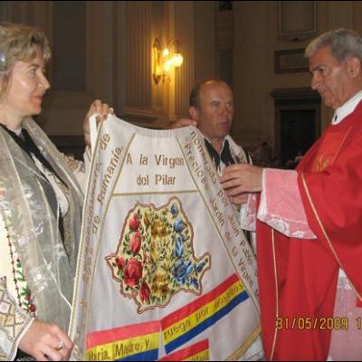 31 mai 2009: Zaragoza (Spania): Ziua de Rusalii - ziua oferirii mantiei românilor
