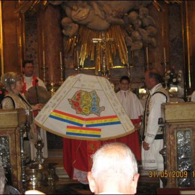 31 mai 2009: Zaragoza (Spania): Ziua de Rusalii - ziua oferirii mantiei românilor