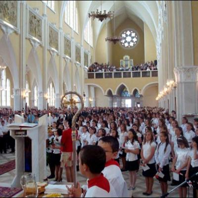 1 iunie 2009: Administrarea Mirului în Parohia Adjudeni