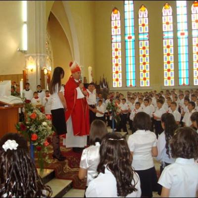 1 iunie 2009: Administrarea Mirului în Parohia Adjudeni