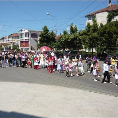 14 iunie 2009: Focşani: Procesiune solemnă cu preasfântul sacrament