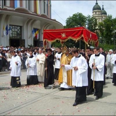 14 iunie 2009: Iaşi (ERC): Procesiunea în sărbătoarea Trupul şi Sângele Domnului