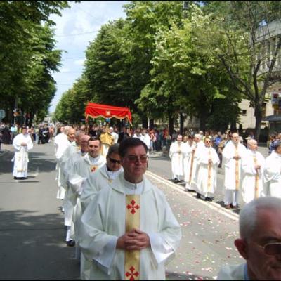 14 iunie 2009: Iaşi (ERC): Procesiunea în sărbătoarea Trupul şi Sângele Domnului