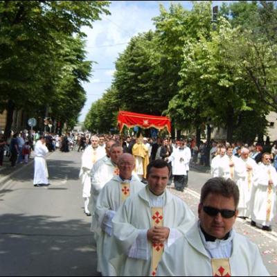 14 iunie 2009: Iaşi (ERC): Procesiunea în sărbătoarea Trupul şi Sângele Domnului