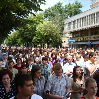 14 iunie 2009: Iaşi (ERC): Procesiunea în sărbătoarea Trupul şi Sângele Domnului