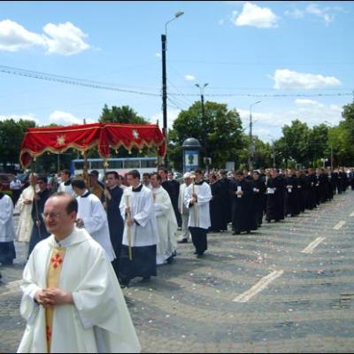 14 iunie 2009: Iaşi (ERC): Procesiunea în sărbătoarea Trupul şi Sângele Domnului