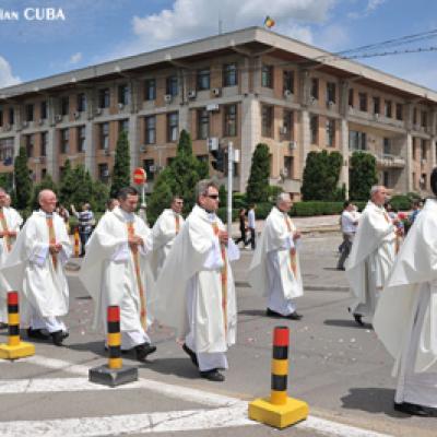 14 iunie 2009: Iaşi (ERC): Procesiunea în sărbătoarea Trupul şi Sângele Domnului