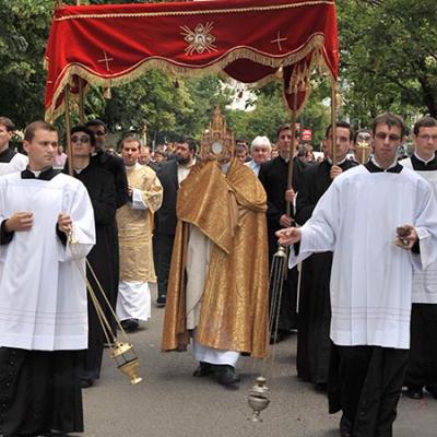 14 iunie 2009: Iaşi (ERC): Procesiunea în sărbătoarea Trupul şi Sângele Domnului