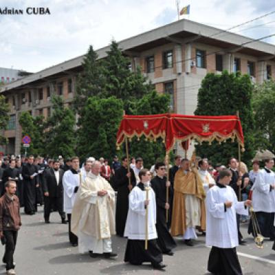 14 iunie 2009: Iaşi (ERC): Procesiunea în sărbătoarea Trupul şi Sângele Domnului