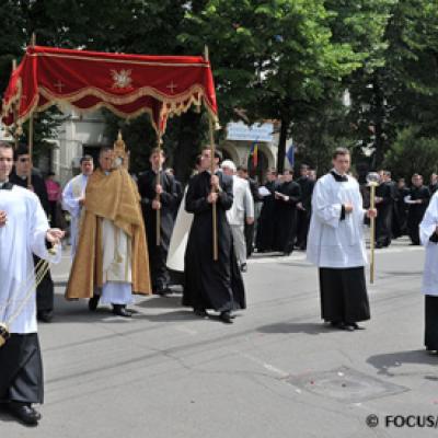 14 iunie 2009: Iaşi (ERC): Procesiunea în sărbătoarea Trupul şi Sângele Domnului