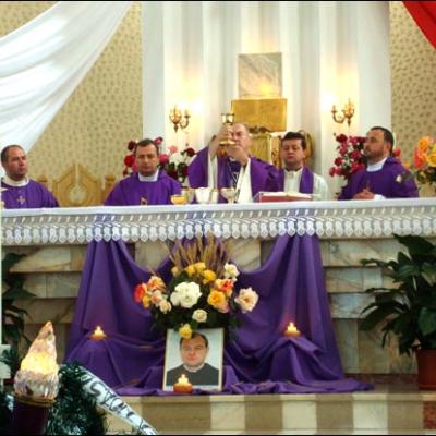 18 iunie 2009: Butea: Funeraliile pr. Maricel Ianuş, OFMConv.