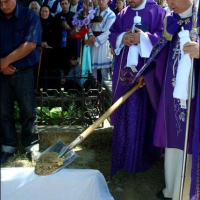 18 iunie 2009: Butea: Funeraliile pr. Maricel Ianuş, OFMConv.