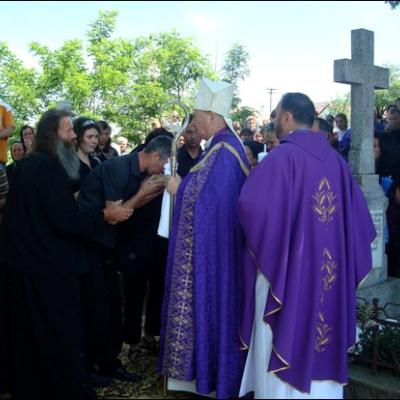 18 iunie 2009: Butea: Funeraliile pr. Maricel Ianuş, OFMConv.