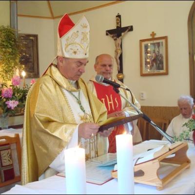 19 iunie 2009: Sfinţirea bisericii şi dedicarea altarului din filiala Falcău a Parohiei Rădăuţi