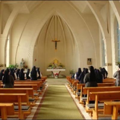 14-19 iunie 2009: Gioseni: Exerciţii spirituale pentru surori din Institutul Diecezan "Slujitoarele lui Cristos, Marele Preot"