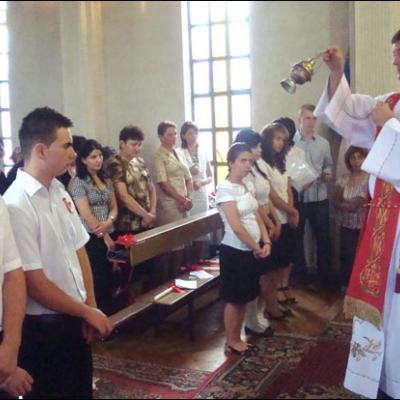 4 iulie 2009: Administrarea Mirului în Parohiile Vaslui şi Bârlad