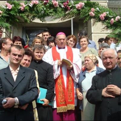 4 iulie 2009: Administrarea Mirului în Parohiile Vaslui şi Bârlad
