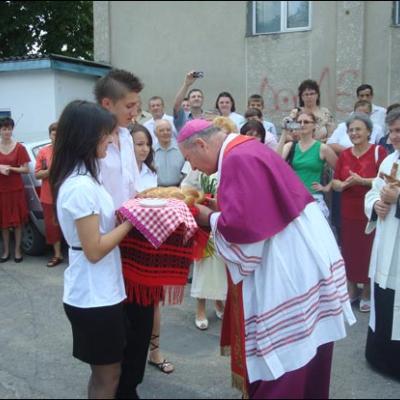 4 iulie 2009: Administrarea Mirului în Parohiile Vaslui şi Bârlad