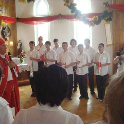 4 iulie 2009: Administrarea Mirului în Parohiile Vaslui şi Bârlad