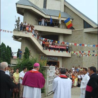 11 iulie 2009: Administrarea Mirului în Parohia Lilieci