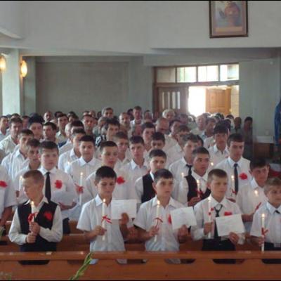 11 iulie 2009: Administrarea Mirului în Parohia Lilieci