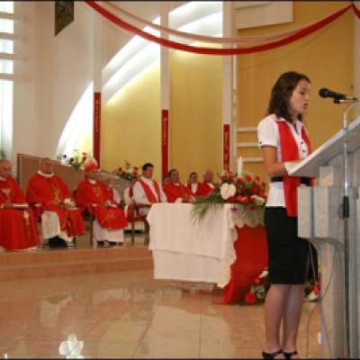 12 iulie 2009: Administrarea Mirului în Parohia Bacău "Fericitul Ieremia"
